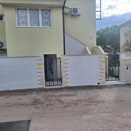 Apartman Anchi Задар Екстериор снимка
